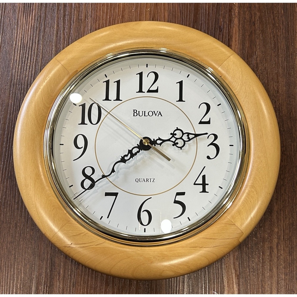 Bulova C4461 Wooden Analog Wall‎ Clock Quartz. Works Tested